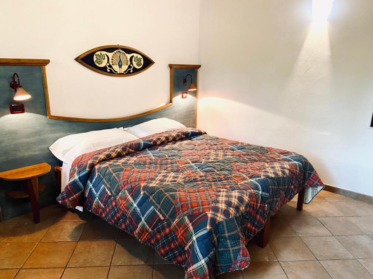 Bed & Breakfast Casale Gregoriano And Apartaments Сан-Джиминьяно Экстерьер фото
